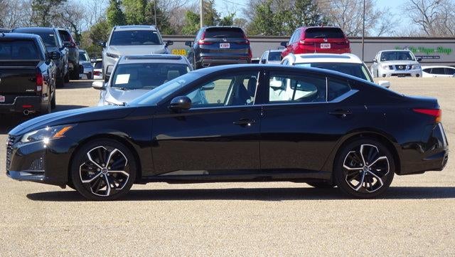 2025 Nissan Altima SR FWD