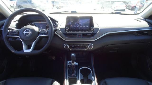 2025 Nissan Altima SR FWD