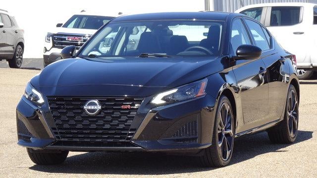 2025 Nissan Altima SR FWD