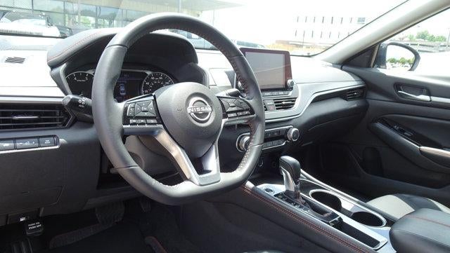 2024 Nissan Altima 2.5 SR Sedan