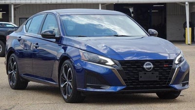 2024 Nissan Altima 2.5 SR Sedan