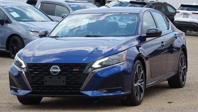 2024 Nissan Altima 2.5 SR Sedan