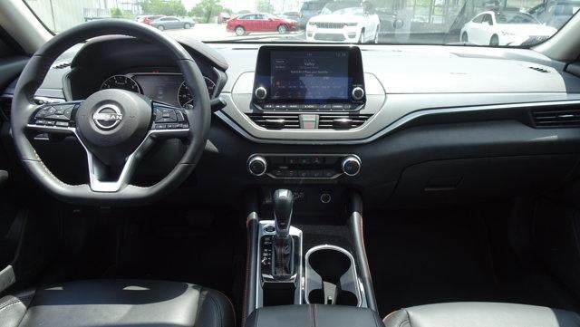 2024 Nissan Altima 2.5 SR Sedan