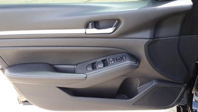 2022 Nissan Altima 2.5 SV Sedan