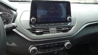 2022 Nissan Altima 2.5 SV Sedan