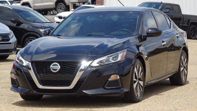 2022 Nissan Altima 2.5 SV Sedan