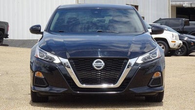 2022 Nissan Altima 2.5 SV Sedan