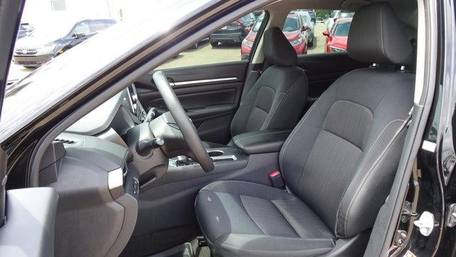 2022 Nissan Altima 2.5 SV Sedan