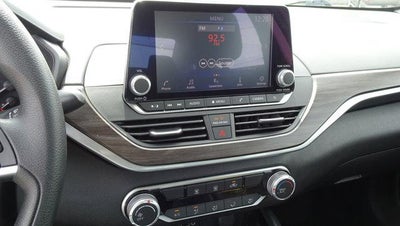 2024 Nissan Altima 2.5 SV Sedan