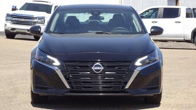 2025 Nissan Altima SV FWD