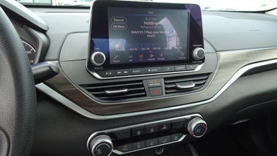 2025 Nissan Altima SV FWD