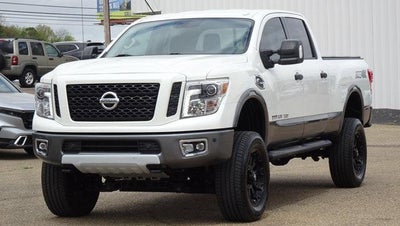 2019 Nissan Titan XD 4x4 Diesel Crew Cab PRO-4X