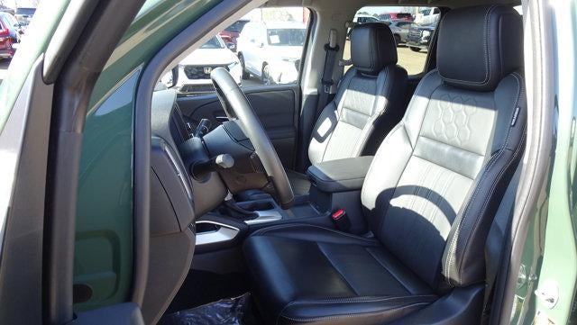 2024 Nissan Frontier Crew Cab 4x2 SL