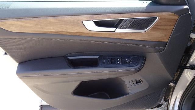 2025 Volkswagen Atlas 2.0T SE w/Technology FWD