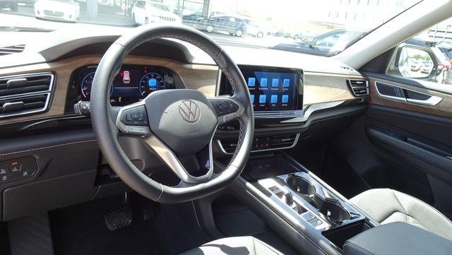 2025 Volkswagen Atlas 2.0T SE w/Technology FWD