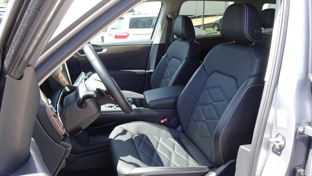 2025 Volkswagen Atlas 2.0T SE w/Technology FWD