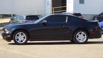 2011 Ford Mustang 2dr Cpe V6