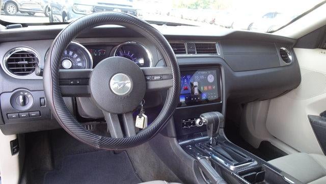 2011 Ford Mustang 2dr Cpe V6
