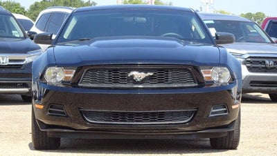 2011 Ford Mustang 2dr Cpe V6