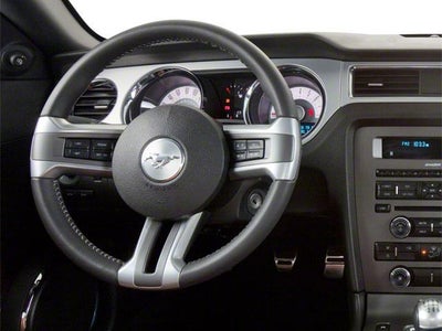 2011 Ford Mustang 2dr Cpe V6