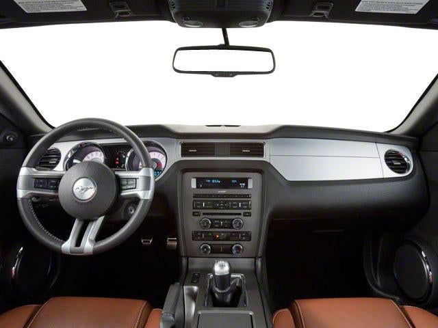2011 Ford Mustang 2dr Cpe V6