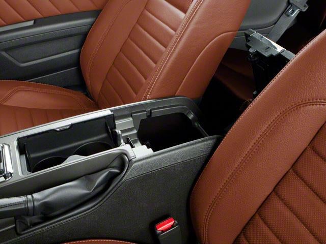 2011 Ford Mustang 2dr Cpe V6