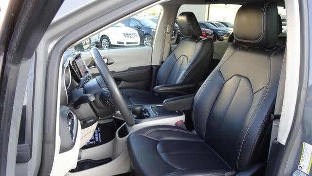 2023 Chrysler Pacifica Touring L FWD