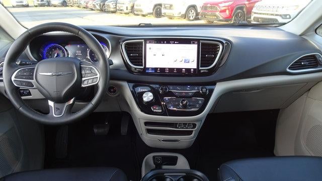 2023 Chrysler Pacifica Touring L FWD