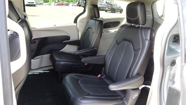 2024 Chrysler Pacifica Touring L FWD