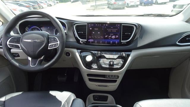 2024 Chrysler Pacifica Touring L FWD