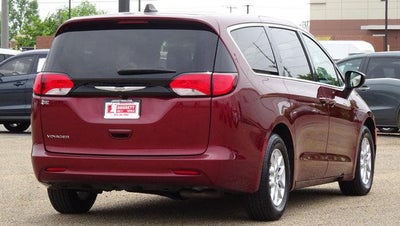 2023 Chrysler Voyager LX FWD