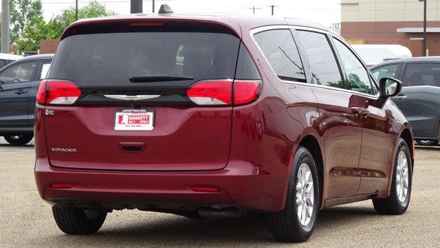 2023 Chrysler Voyager LX FWD