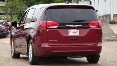 2023 Chrysler Voyager LX FWD