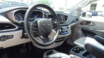 2020 Chrysler Voyager LXI FWD