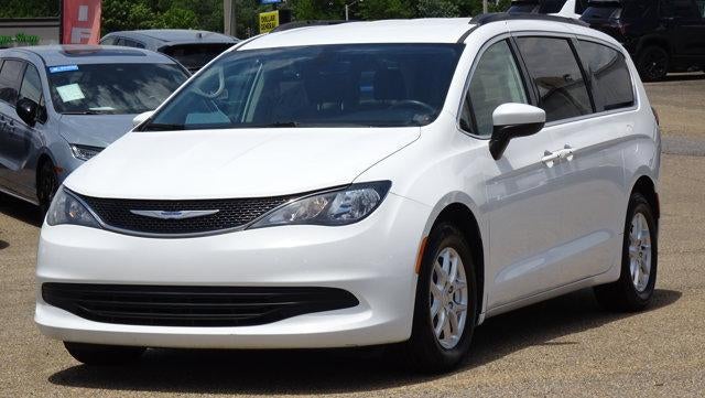 2020 Chrysler Voyager LXI FWD