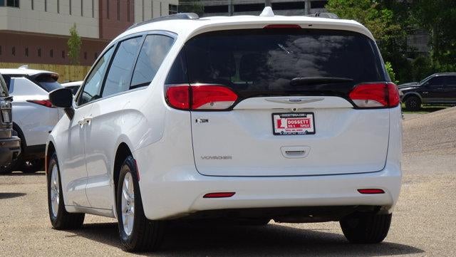 2020 Chrysler Voyager LXI FWD