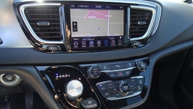 2018 Chrysler Pacifica Touring L Plus FWD