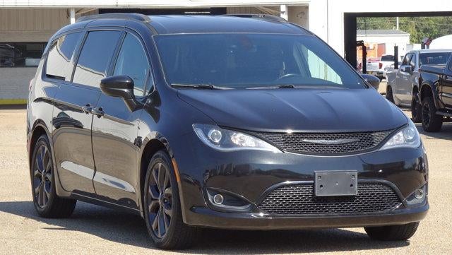 2018 Chrysler Pacifica Touring L Plus FWD