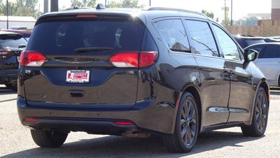 2018 Chrysler Pacifica Touring L Plus FWD