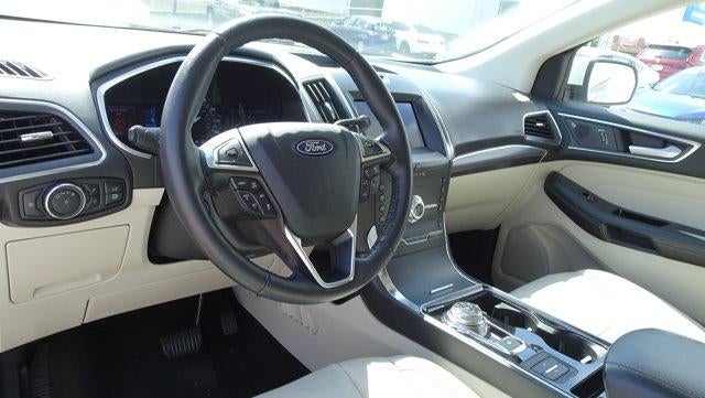 2020 Ford Edge Titanium FWD