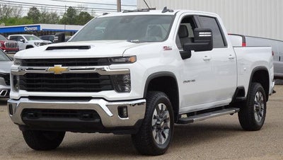 2024 Chevrolet Silverado 2500 HD Crew Cab Standard Box 4-Wheel Drive LT