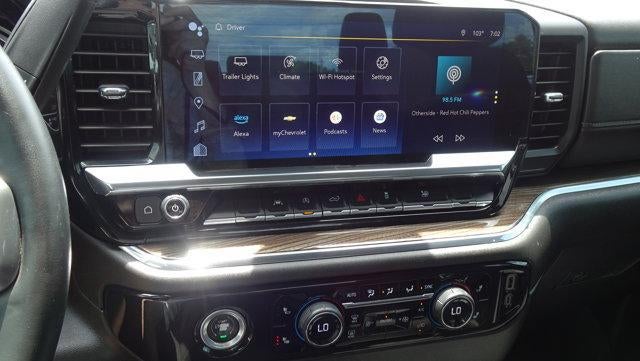 2024 Chevrolet Silverado 1500 Crew Cab Short Box 2-Wheel Drive LT