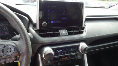 2024 Toyota RAV4 LE FWD (GS)