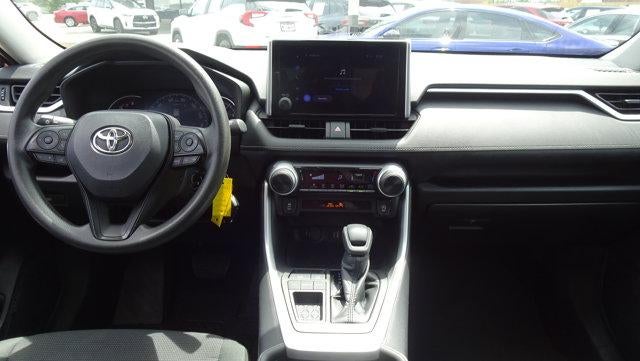 2024 Toyota RAV4 LE FWD (GS)
