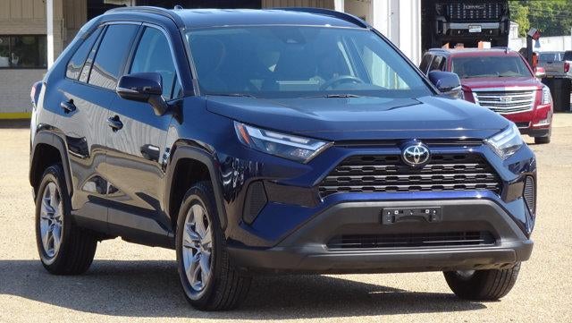 2025 Toyota RAV4 XLE AWD (Natl)