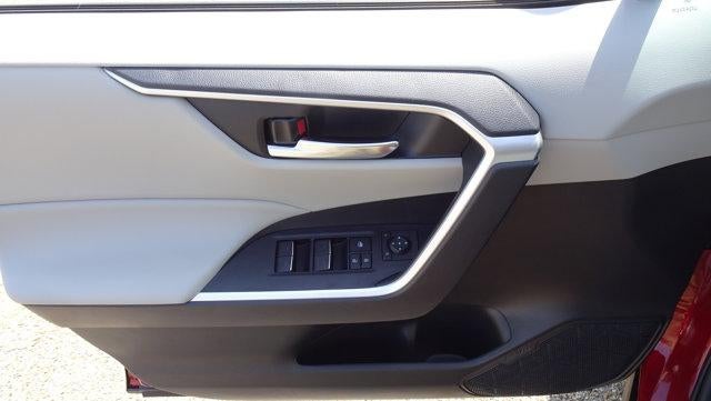 2024 Toyota RAV4 XLE FWD (GS)