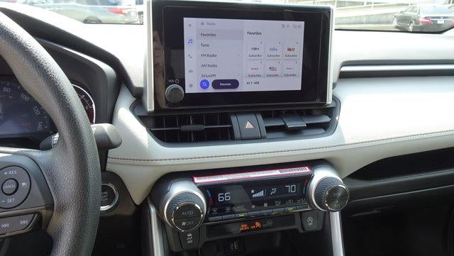 2024 Toyota RAV4 XLE FWD (GS)