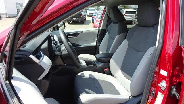 2024 Toyota RAV4 XLE FWD (GS)