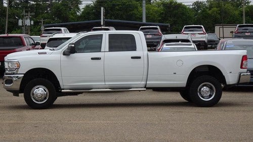 2024 RAM 3500 Tradesman 4x4 Crew Cab 8' Box