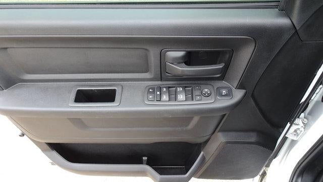 2024 RAM 3500 Tradesman 4x4 Crew Cab 8' Box